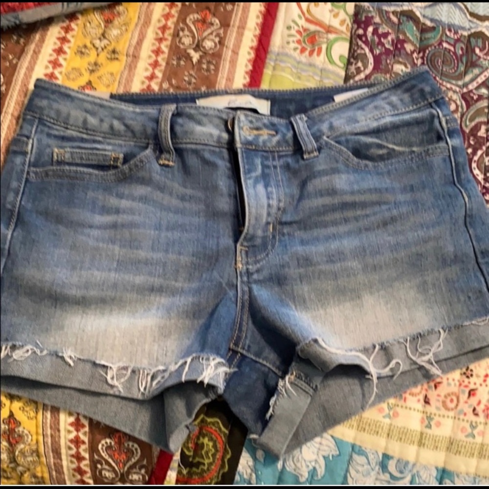 Kan can jean shorts size medium